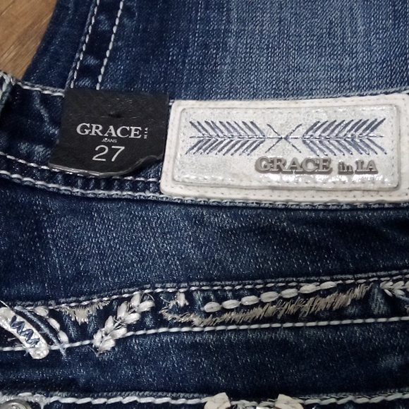 Grace in LA Women's NWT Jeans 27 Bootcut Embroidered Rhinestones DEFECT - Picture 8 of 10